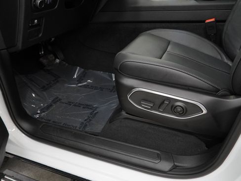 New 2026 Jeep Grand Wagoneer Limited w/ Premium Group II image 29