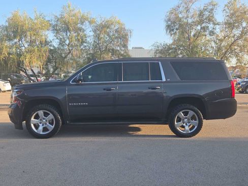 Used 2016 Chevrolet Suburban LT RWD image 5