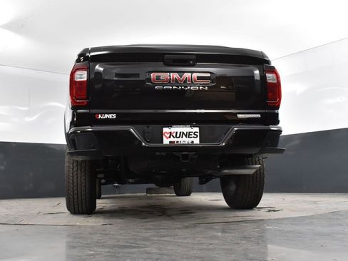 New 2025 GMC Canyon Elevation w/ Convenience Package image 44