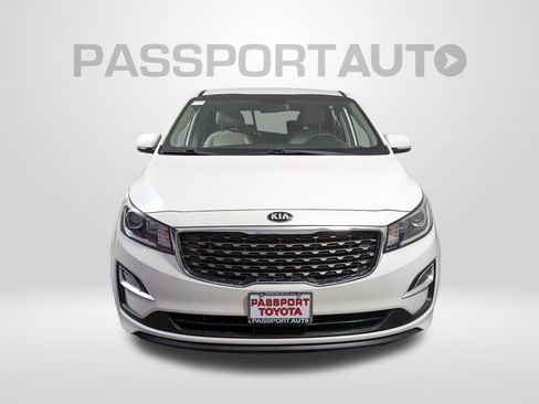 Used 2021 Kia Sedona LX image 11