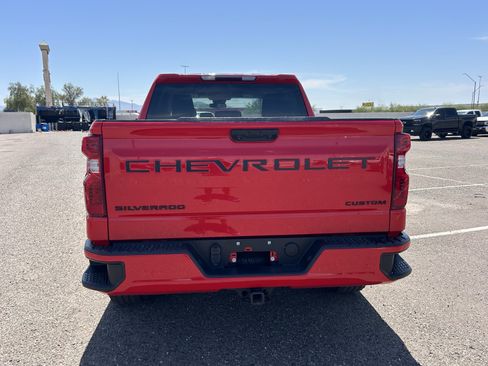Used 2024 Chevrolet Silverado 1500 Custom w/ Turbomax Blackout Package RWD image 4