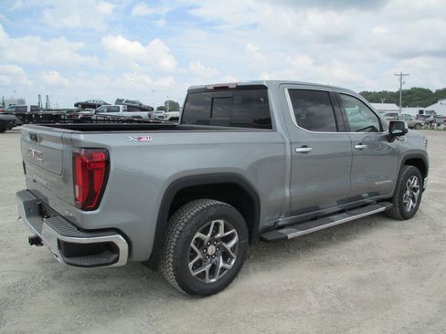New 2026 GMC Sierra 1500 SLT w/ SLT Premium Plus Package AWD/4WD image 4
