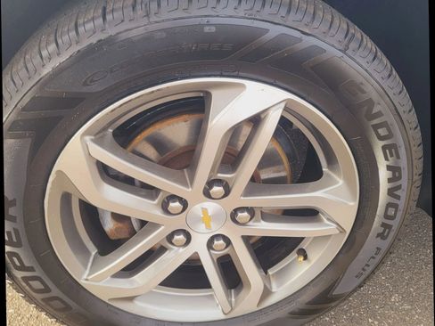 Used 2017 Chevrolet Equinox Premier w/ Enhanced Convenience Package image 11