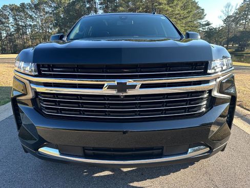 Used 2021 Chevrolet Tahoe LT w/ LT Signature Package image 2