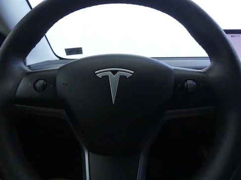 Used 2023 Tesla Model 3 Standard Range RWD image 19