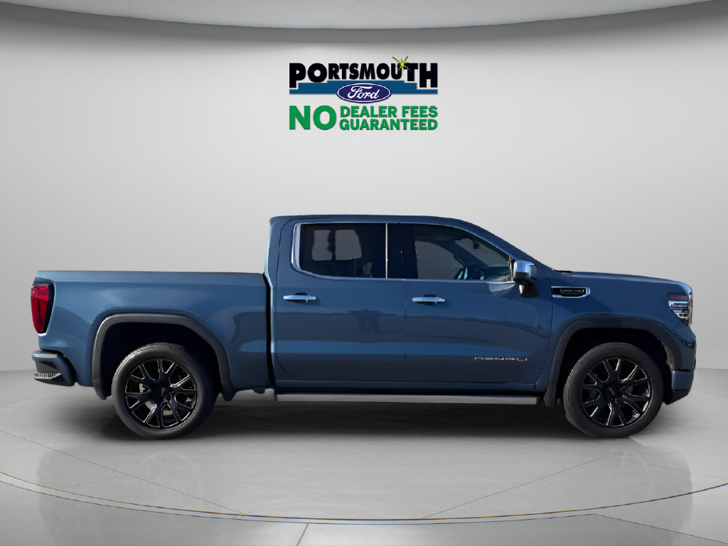 Used 2025 GMC Sierra 1500 Denali w/ Denali Reserve Package AWD/4WD image 6