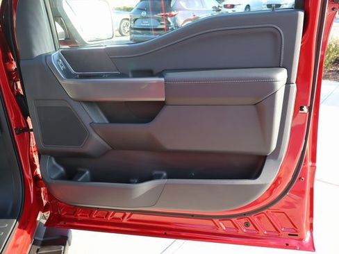 Used 2025 Ford F150 XLT w/ Equipment Group 302A MID image 26