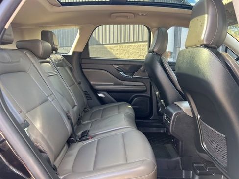 Used 2023 Lincoln Corsair AWD w/ Equipment Group 101A image 13