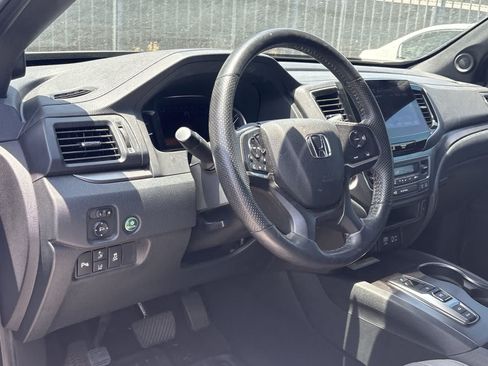 Used 2023 Honda Passport EX-L image 2