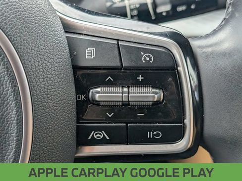 Used 2024 Kia Carnival LX FWD image 21