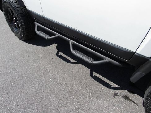 Used 2014 Toyota FJ Cruiser 4WD w/ Upgrade Package image 17