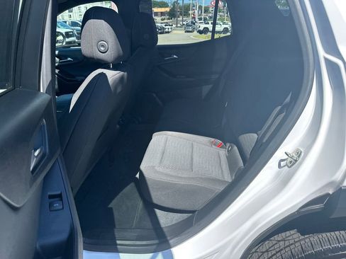 Certified 2025 Chevrolet Equinox LT FWD image 20