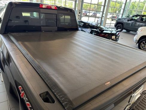 Used 2015 Chevrolet Silverado 1500 LTZ AWD/4WD image 42