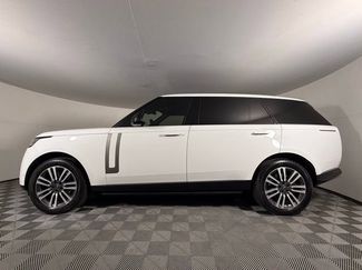 Used 2024 Land Rover Range Rover Long Wheelbase SE AWD/4WD video 3