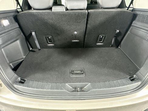 Used 2025 MAZDA CX-90 3.3 Turbo w/ Preferred Package AWD/4WD image 30