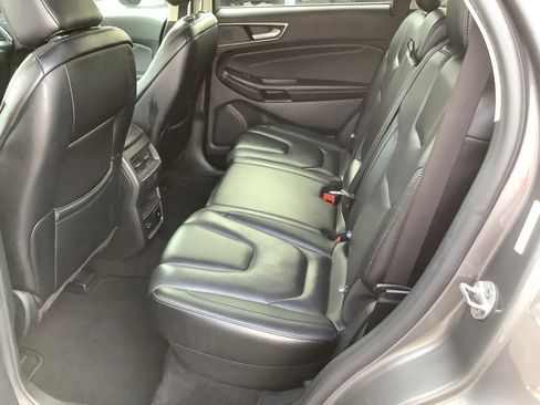Used 2022 Ford Edge Titanium w/ Equipment Group 301A AWD/4WD image 10