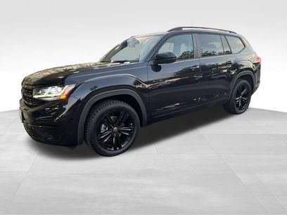 Used 2023 Volkswagen Atlas SEL R-Line
