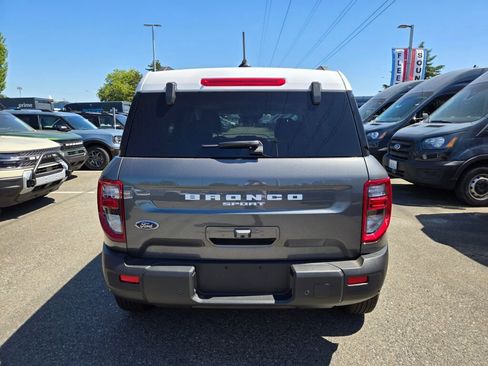 New 2025 Ford Bronco Sport Heritage w/ Convenience Package AWD/4WD image 6