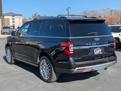 Certified 2024 Ford Expedition Limited image 10