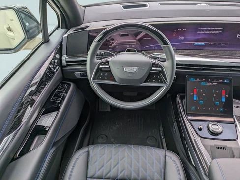 New 2026 Cadillac Escalade IQ Sport 1 w/ LPO, ONYX Package image 18