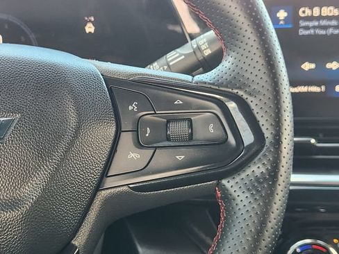 Used 2024 Chevrolet Trax RS w/ Sunroof Package FWD image 29