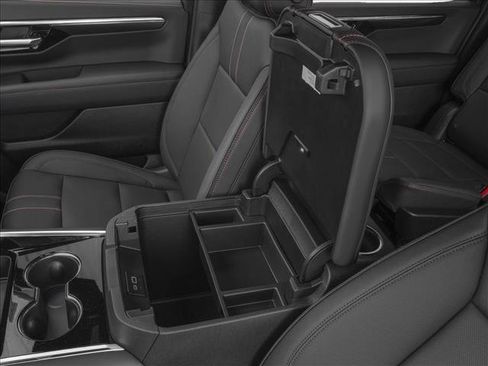 New 2026 Chevrolet Suburban RST RWD image 10