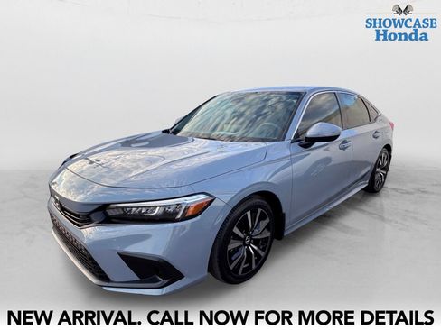 Used 2024 Honda Civic EX image 2