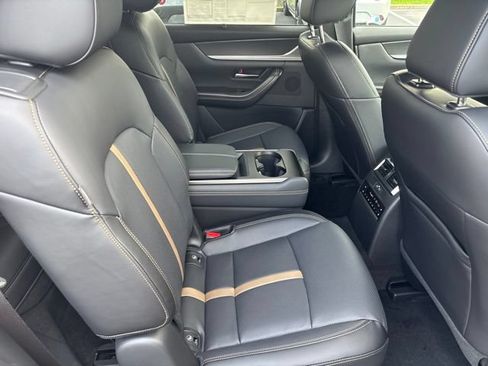 Used 2026 MAZDA CX-90 3.3 Turbo S w/ Premium Plus AWD/4WD image 18