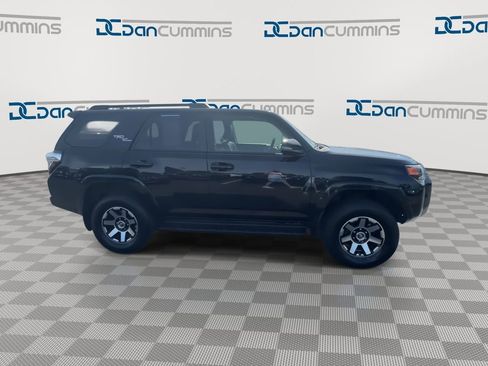 Used 2019 Toyota 4Runner TRD Off-Road Premium AWD/4WD image 9