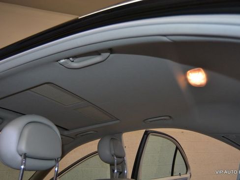 Used 2005 Mercedes-Benz C 55 AMG Sedan image 20