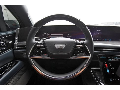 Used 2025 Cadillac Escalade IQ Sport 2 AWD/4WD image 15