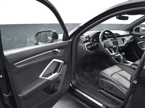 Used 2022 Audi Q3 2.0T Premium image 7