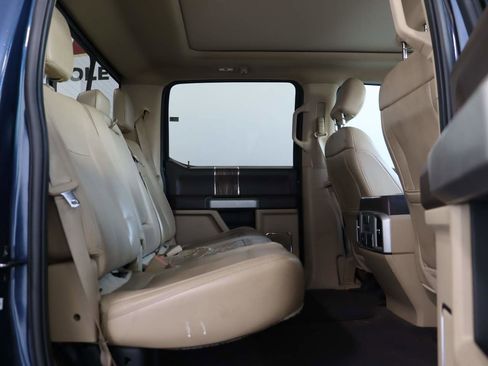 Used 2018 Ford F150 Lariat w/ Equipment Group 502A Luxury AWD/4WD image 17