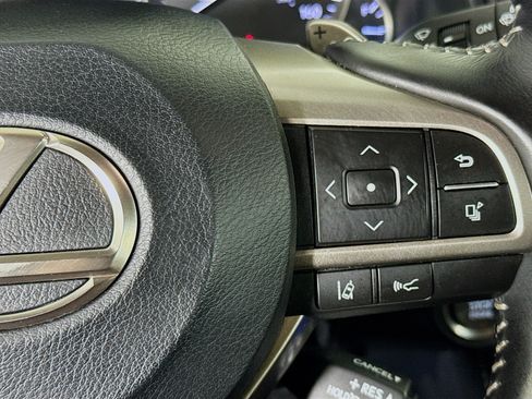 Used 2020 Lexus RX 350L Premium w/ Premium Package AWD/4WD image 13