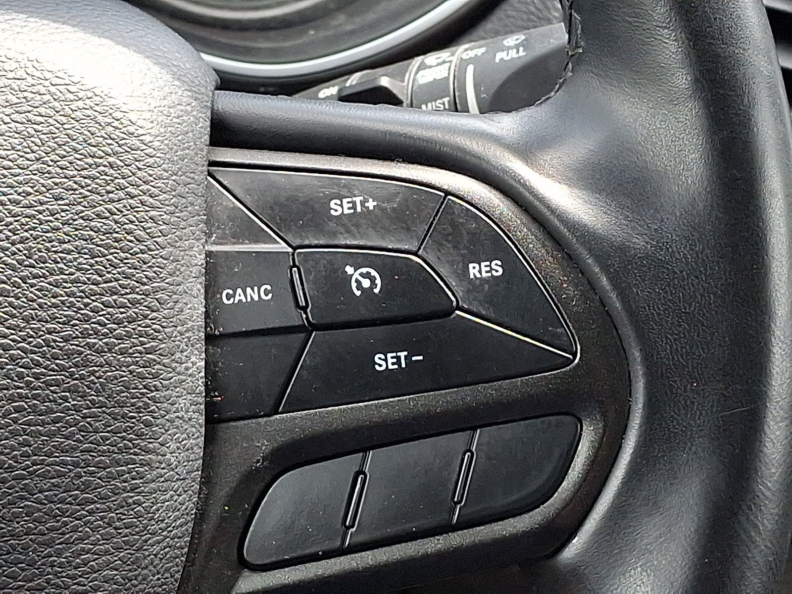 Used 2019 Jeep Cherokee Trailhawk AWD/4WD image 20