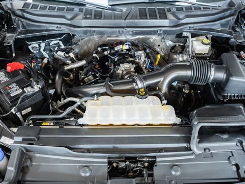 Certified 2021 Ford F150 Lariat w/ Equipment Group 502A High image 25