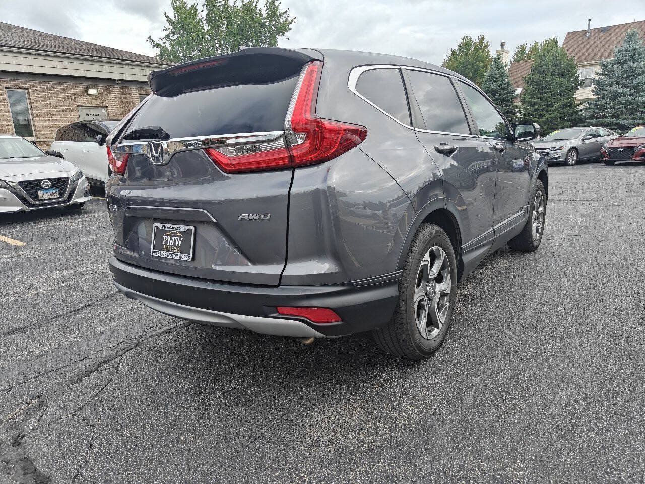 Used 2018 Honda CR-V EX image 5