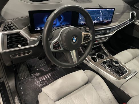 Used 2025 BMW X7 xDrive40i w/ Executive Package AWD/4WD image 13