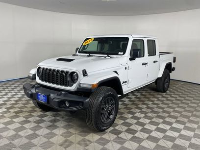 New 2026 Jeep Gladiator Sport