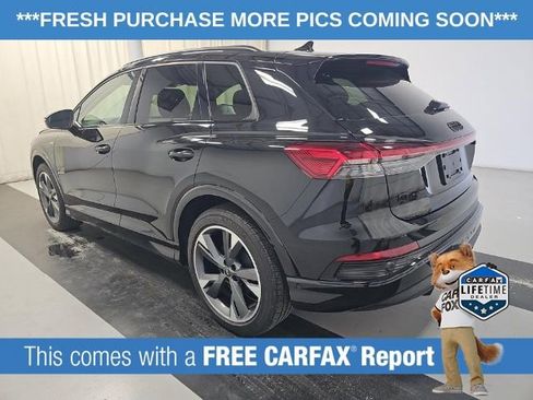 Used 2024 Audi Q4 e-tron Prestige w/ Black Optic Package image 4