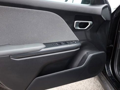 Certified 2025 Kia K4 EX image 20