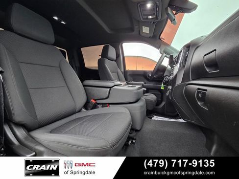 Used 2021 Chevrolet Silverado 1500 Custom Trail Boss AWD/4WD image 28