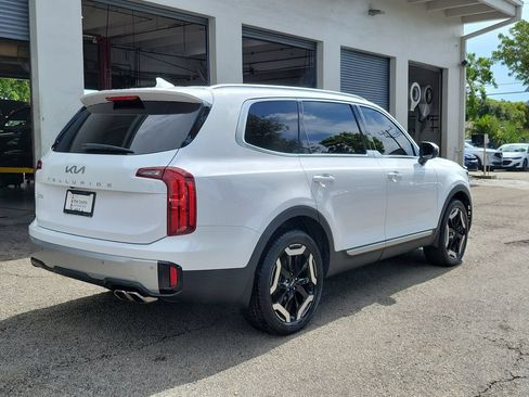 Certified 2023 Kia Telluride S w/ S Sunroof Package FWD image 4