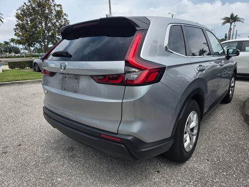 Used 2025 Honda CR-V LX image 2
