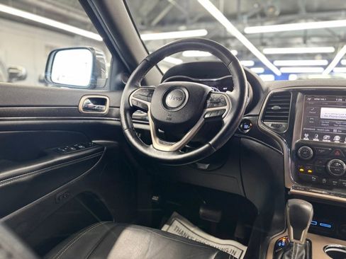 Used 2017 Jeep Grand Cherokee Limited AWD/4WD image 20
