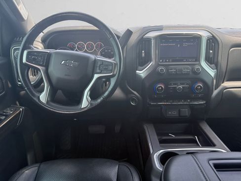 Used 2020 Chevrolet Silverado 1500 RST w/ Texas Edition RWD image 10