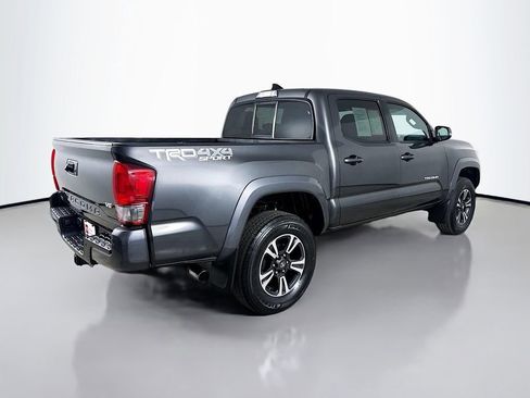 Certified 2016 Toyota Tacoma TRD Sport w/ Premium & Technology Package image 8