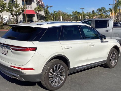 Used 2024 Lincoln Corsair Reserve w/ Equipment Group 201A image 2