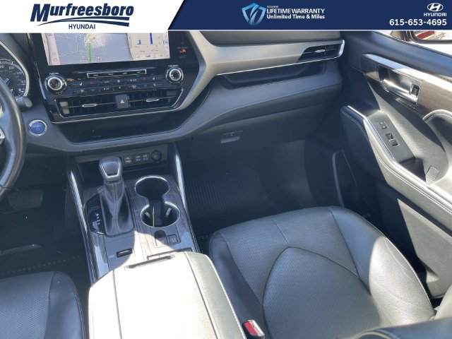 Used 2022 Toyota Highlander Limited AWD/4WD image 15
