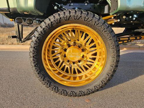 Used 2024 Ford F450 Platinum image 36